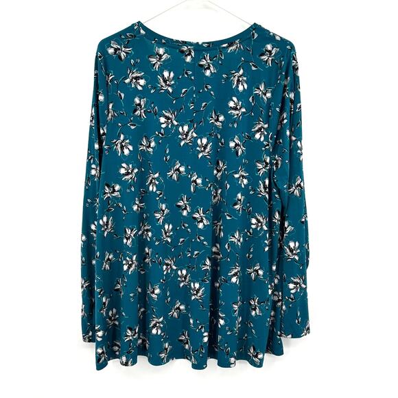 Lane Bryant Size 18 / 20 Long Sleeve‎ V Neck Top Blouse Blue White Floral Print - Picture 3 of 5